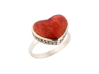 Balinees zilveren ring met hartvormig koraal