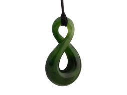 Groene jade Maori hanger in Twist symbool