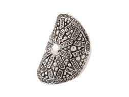 Brede zilveren ring met een uniek design uit Bali