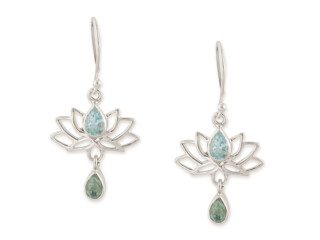 Indiase zilveren lotusbloem oorbellen met blauwe topaas